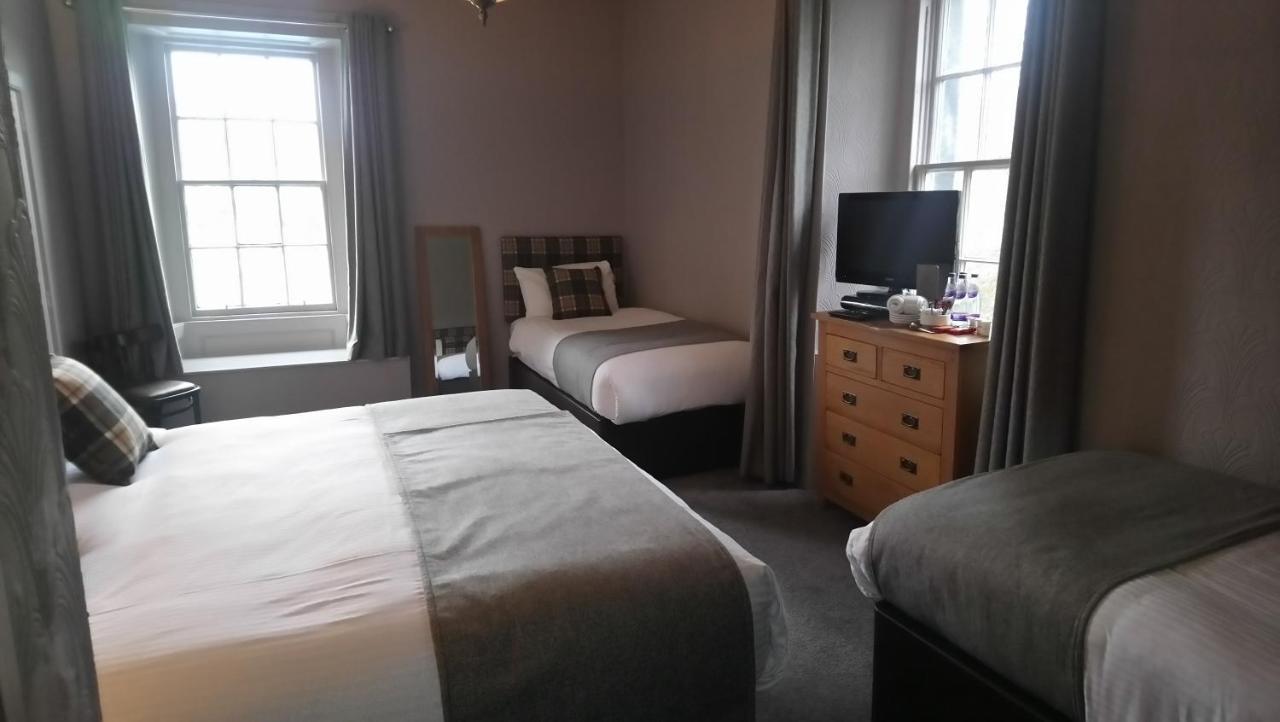 Benleva Hotel Drumnadrochit Eksteriør billede